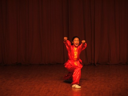 2005年科艺班、科体班夏令营暨集训掠影：“女中豪杰”</p><p>　　