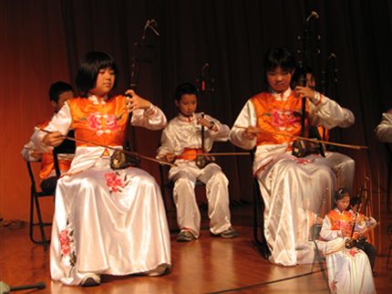 二胡演奏：《赛马》