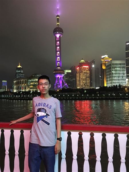 国旗下讲话学生风采