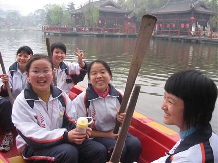 让我们荡起双桨