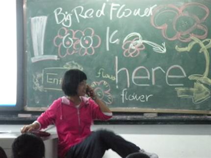 初2010级7班团支部英语话剧表演1