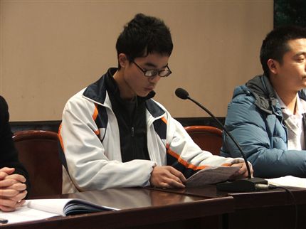零班优秀学生代表蔡玉贵
