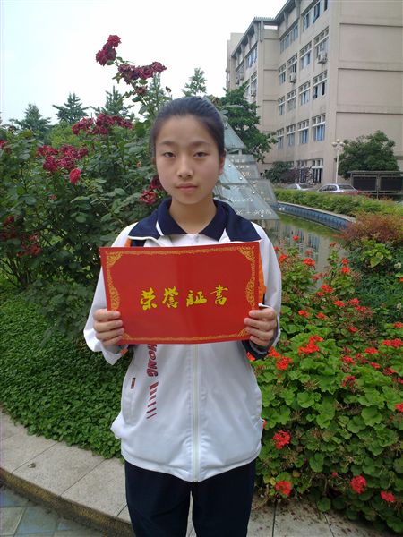 赵黎阳初三11班：I don’t have my backboard,I am my best backboard.