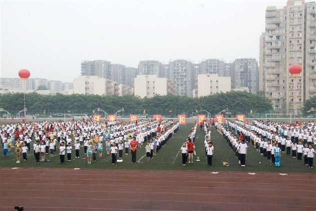 庆祝建党90载　附小学子显风采