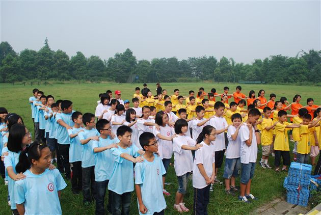 漫步科学——记棠外夏令营科学周及拓展活动