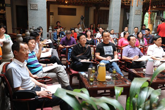 铸就特色 成就品牌——棠中外语学校2011年领导干部培训大会纪实