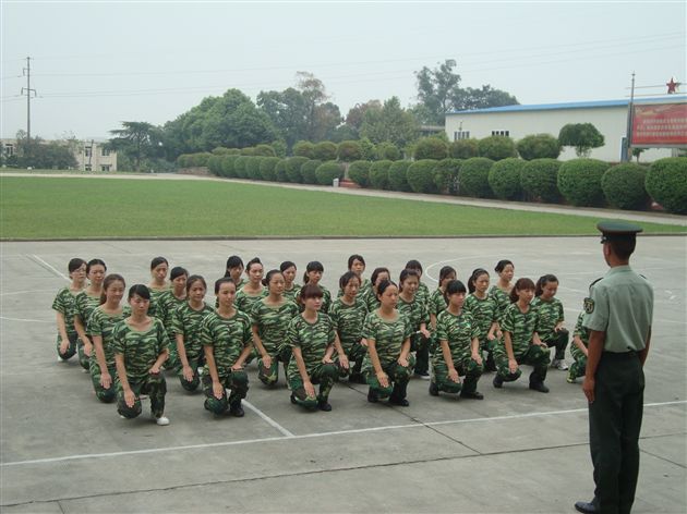 学军旅宝典 悟人生真谛——棠外仁智幼稚园军训小记