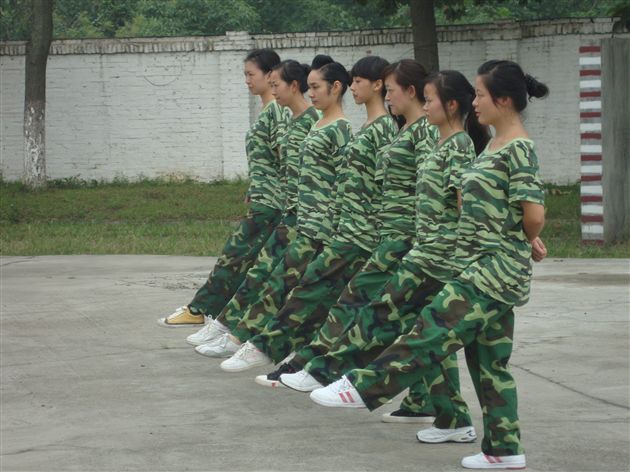 学军旅宝典 悟人生真谛——棠外仁智幼稚园军训小记