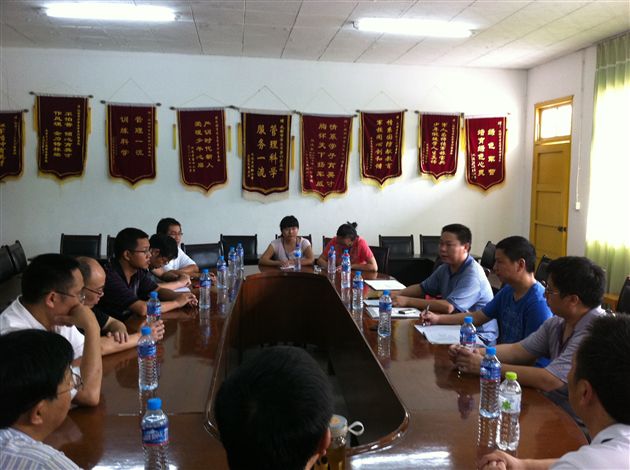 棠外高中部政教处召开班主任培训会