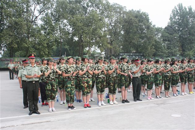 棠外高2013届学生社会实践活动圆满结束