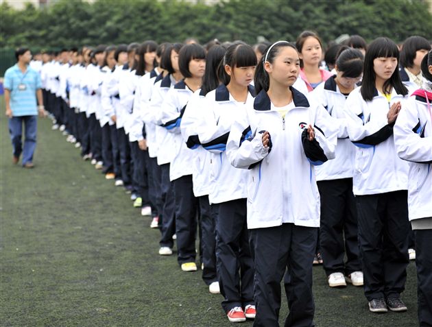 棠外高中部隆重举行2010～2011年度优秀学生奖学金颁奖典礼