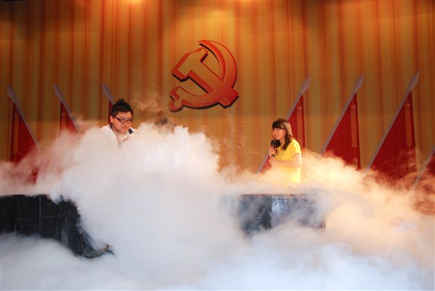 科学好好玩，好好学科学——棠外附小学生观看科学魔力秀活动