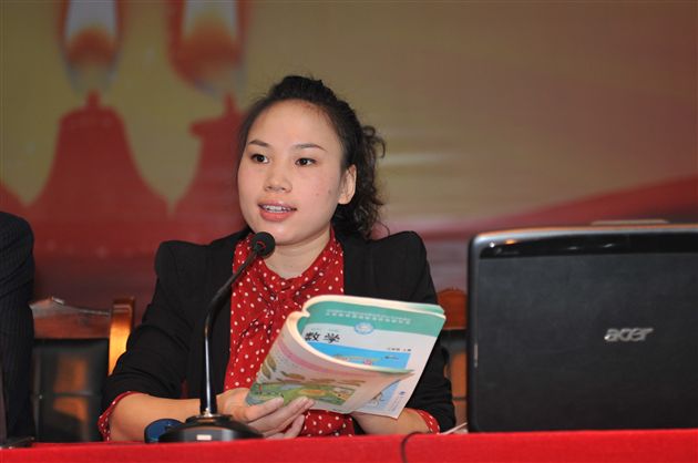 教材解读大赛  彰显棠外风采