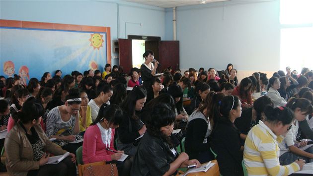 《小人国》的启示——记棠外仁智幼稚园全体老师参加县教研活动