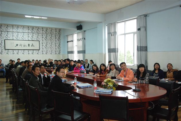 四川省教科所领导带领凉山州普格县校长考察团队到棠外附小参观交流