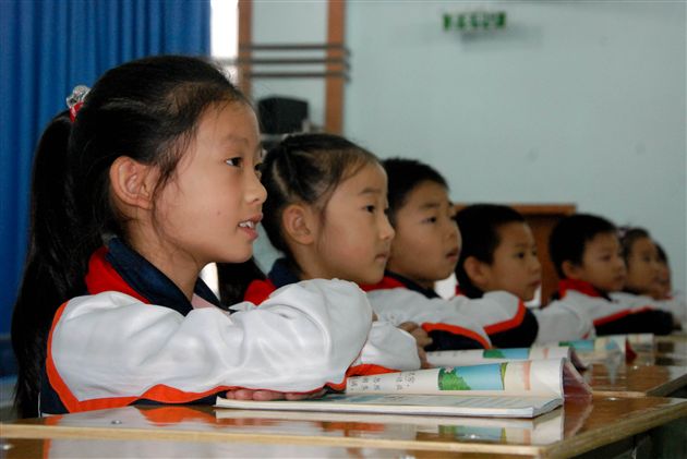 双流县小学二年级语文教学研讨与培训活动在棠外附小举行