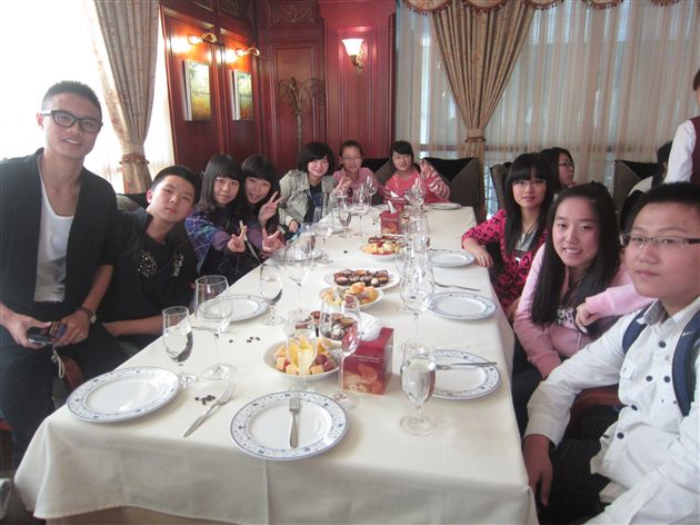 纸上得来终觉浅，投身实践觅真知——记棠外PGA国际班社会实践活动之欧洲房子西方餐桌礼仪学习