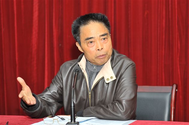 迈步时代前沿 巩固民办教育高地——记棠中外语学校行政扩大会议