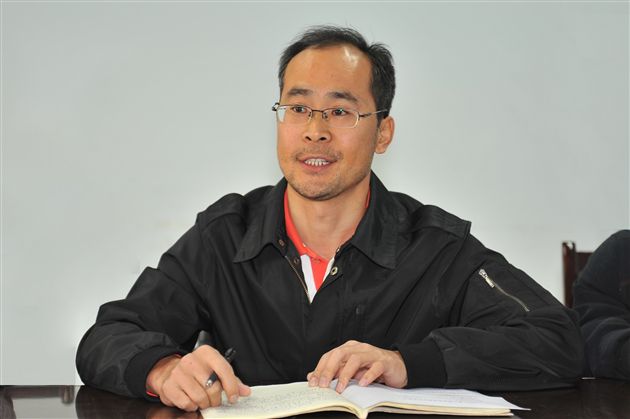 棠外举行高2012届绩效考核签字仪式