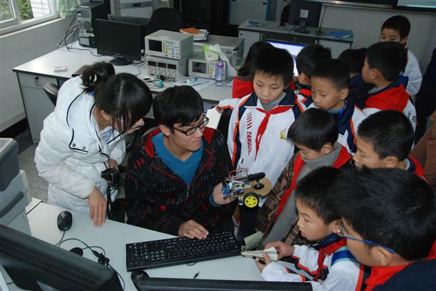 知识改变生活，科技创造未来