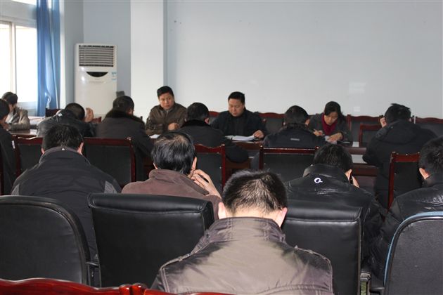 棠外召开高中部年级组长、班主任、年级团总支书记工作会议