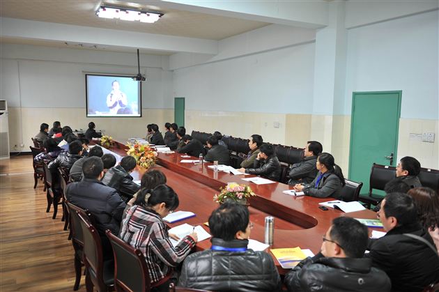 学习中探索 探索中创新