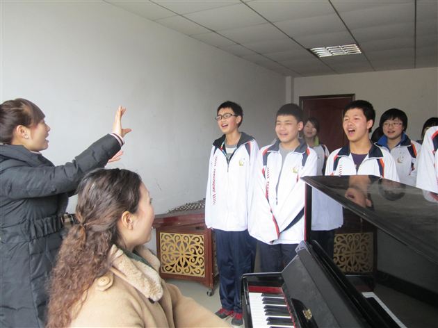 有声有色展风采，有滋有味享课堂——记棠外初2013届第二课堂活动的开展