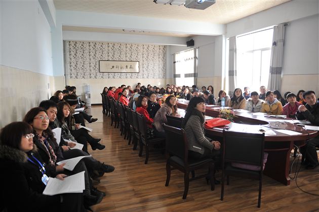 领略另一种风景，体验另一种生活——棠外附小教师发展中心邀请陈守蓉老师交流异国文化