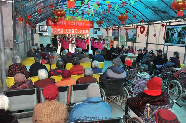 学雷锋、献爱心，棠外实幼在行动——记棠外实验幼稚园学雷锋活动