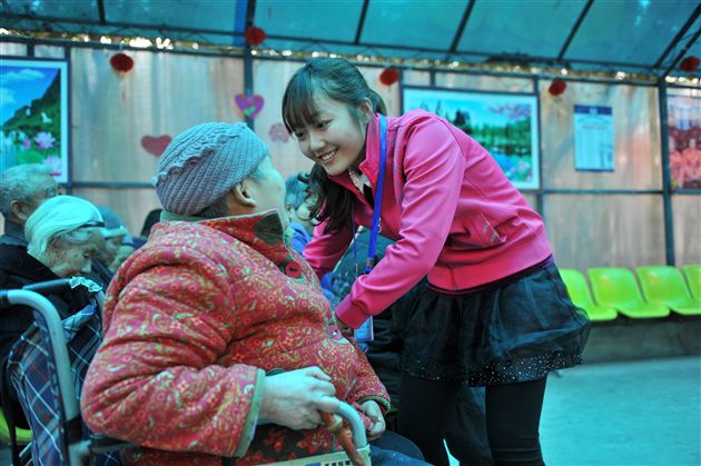 学雷锋、献爱心，棠外实幼在行动——记棠外实验幼稚园学雷锋活动