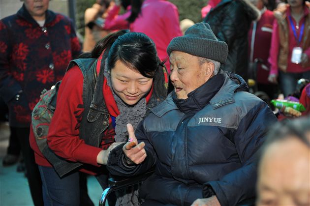 学雷锋、献爱心，棠外实幼在行动——记棠外实验幼稚园学雷锋活动