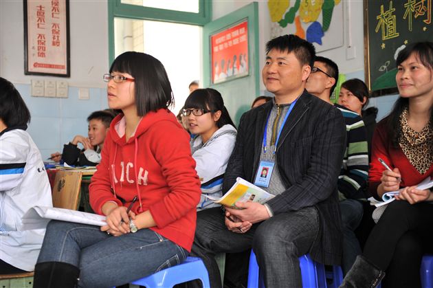 棠外初2014届修身班会课展评落下帷幕