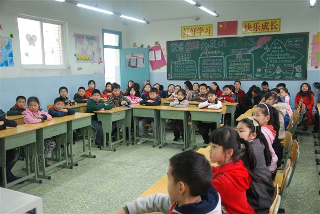 课堂上的精彩，课堂外的功夫——棠外附小举行班主任技能大赛