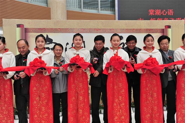 翰墨飘香动双流，最是棠湖心语时——记棠外教师郭彦飞参加棠湖心语书法联展