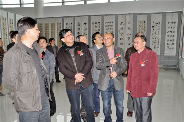 翰墨飘香动双流，最是棠湖心语时——记棠外教师郭彦飞参加棠湖心语书法联展