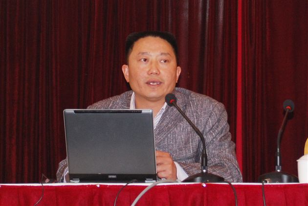 棠外信息技术教研组荣获“成都市2011年优秀教研组”称号