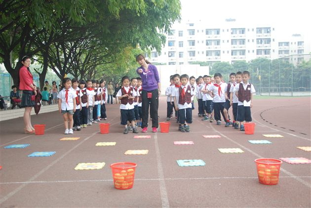 开放课堂，我们用心聆听——记棠外附小家长开放日活动