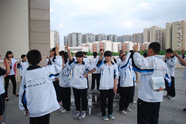 阳光心态•快乐体验——记棠外初一心理团体辅导活动