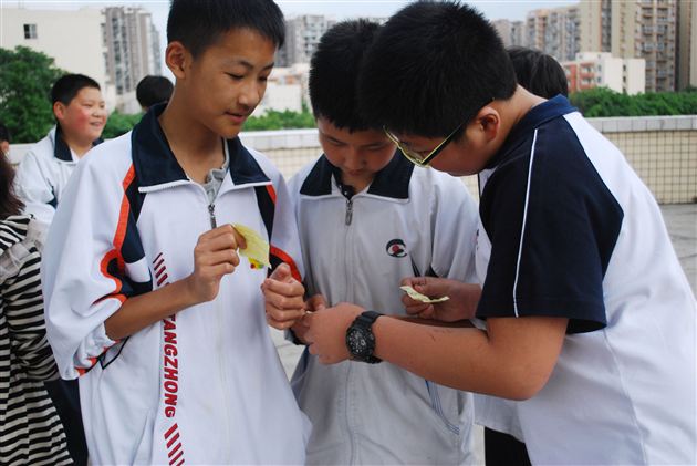 阳光心态•快乐体验——记棠外初一心理团体辅导活动