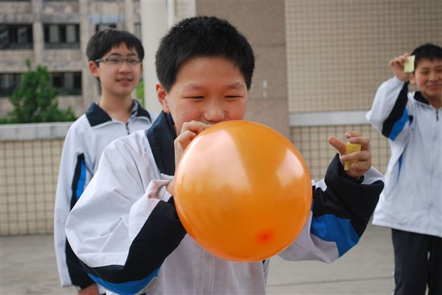 阳光心态•快乐体验——记棠外初一心理团体辅导活动