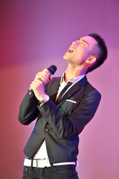 棠外举办2012年综合素质展演喜迎全国外语特色学校教育研究会专家、领导莅临