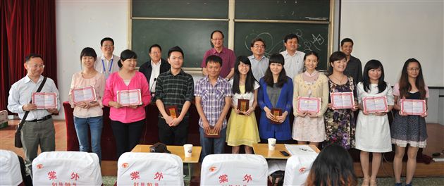 2012全国英语特色学校课堂大赛在棠外成功举行