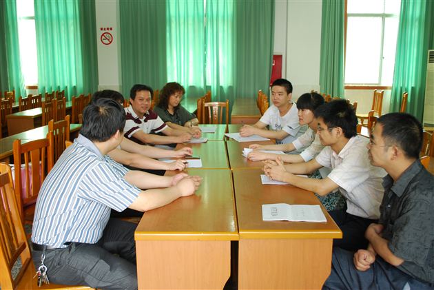 棠外老师赴华阳三中支教