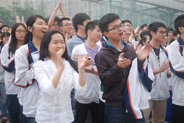 助威高考，辉煌棠外