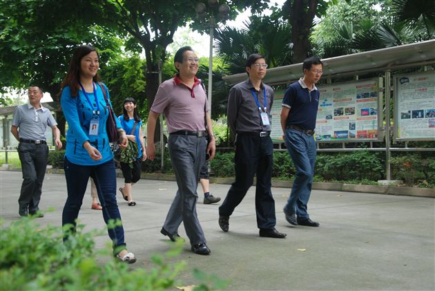 广外外校来棠外交流参观