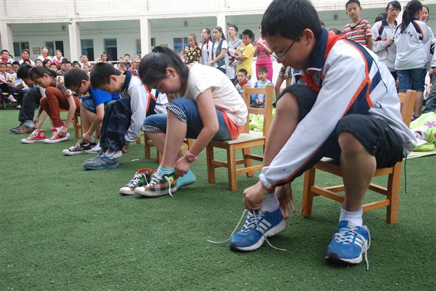 我是自理自立小明星 ——棠外附小首届学生生活技能大比拼