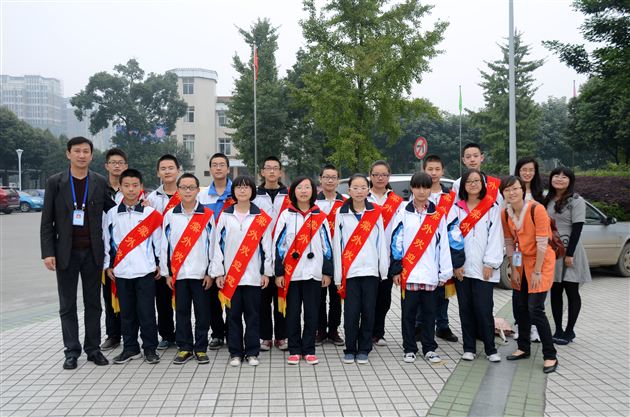 巴棠同心 礼仪随行——记巴塘师生来访棠外