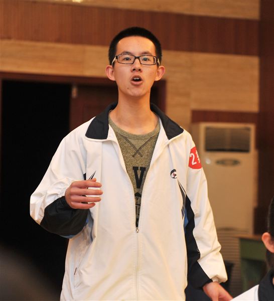 思维的碰撞，语言的魅力——记“阅读人生”系列活动之棠外高2011级辩论赛