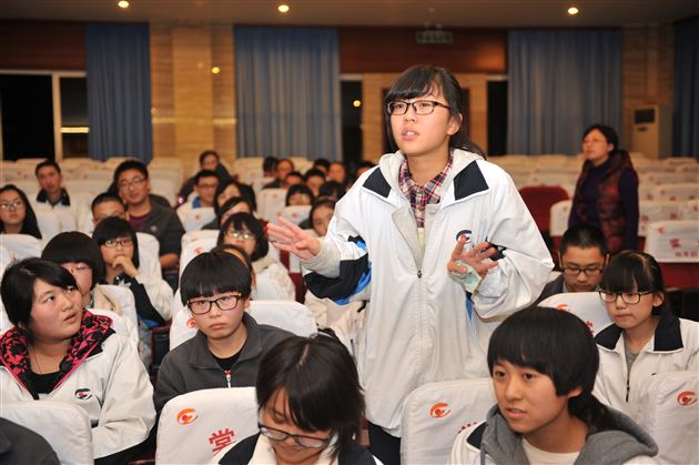 思维的碰撞，语言的魅力——记“阅读人生”系列活动之棠外高2011级辩论赛