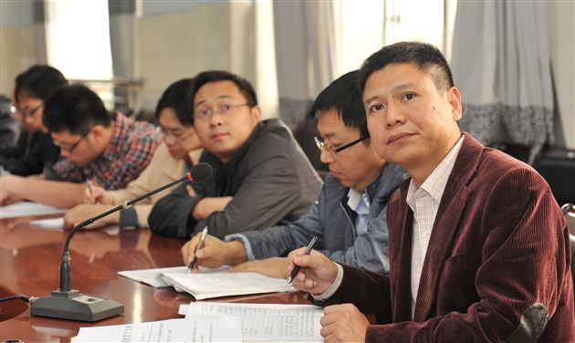 棠中外语学校召开高中部班主任培训会